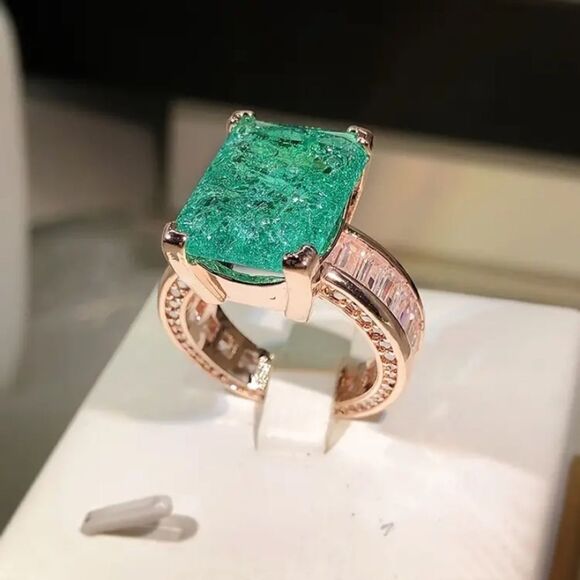 ✨🆕✨ Luxury Boho Green Simulated Zircon S925 Stamped Ring✨ - Picture 5 of 14